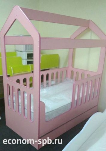 Кровать-домик с ящиком (розовая) фото