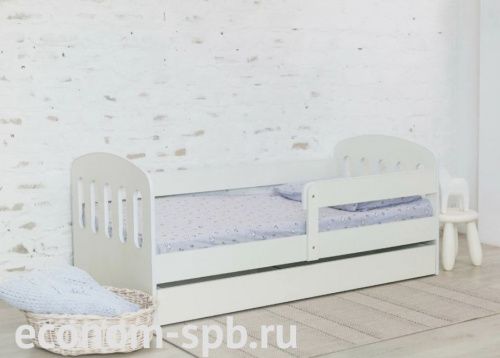 Кровать Малыш белая с ящиком фото